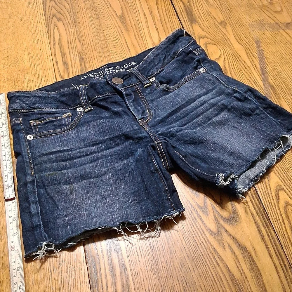 AMERICAN EAGLE JEAN SHORTS WOMENS 4 BLUE Preowned STRETCH Denim Distressed